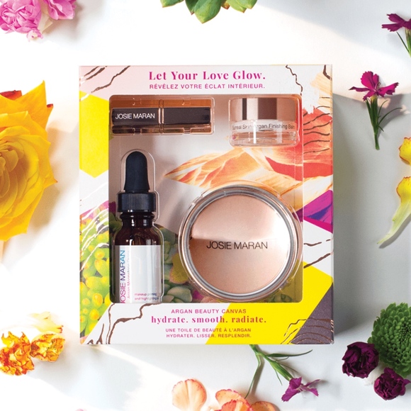 Josie Maran Other - Josie Maran - ARGAN BEAUTY CANVAS SET